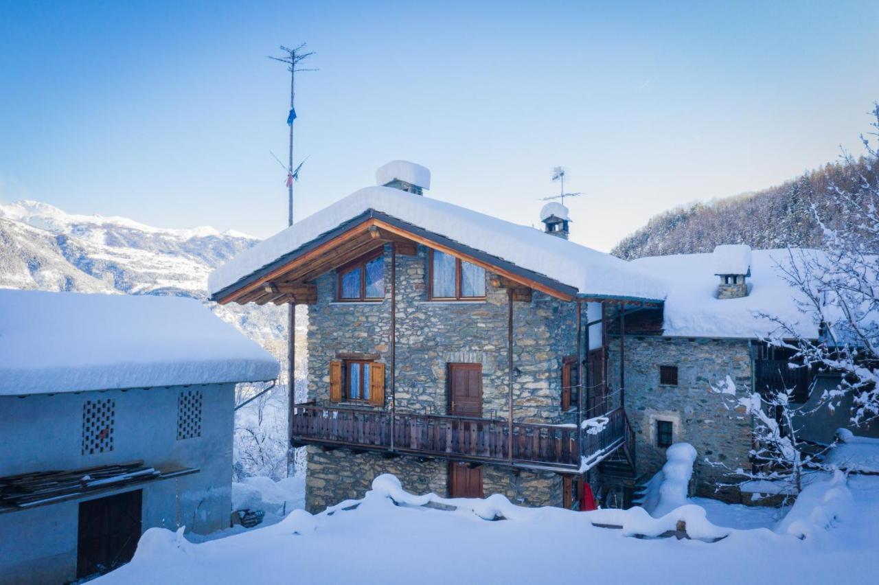 Casa Vacanze Grand-Haury Da Andrea Арвье Экстерьер фото