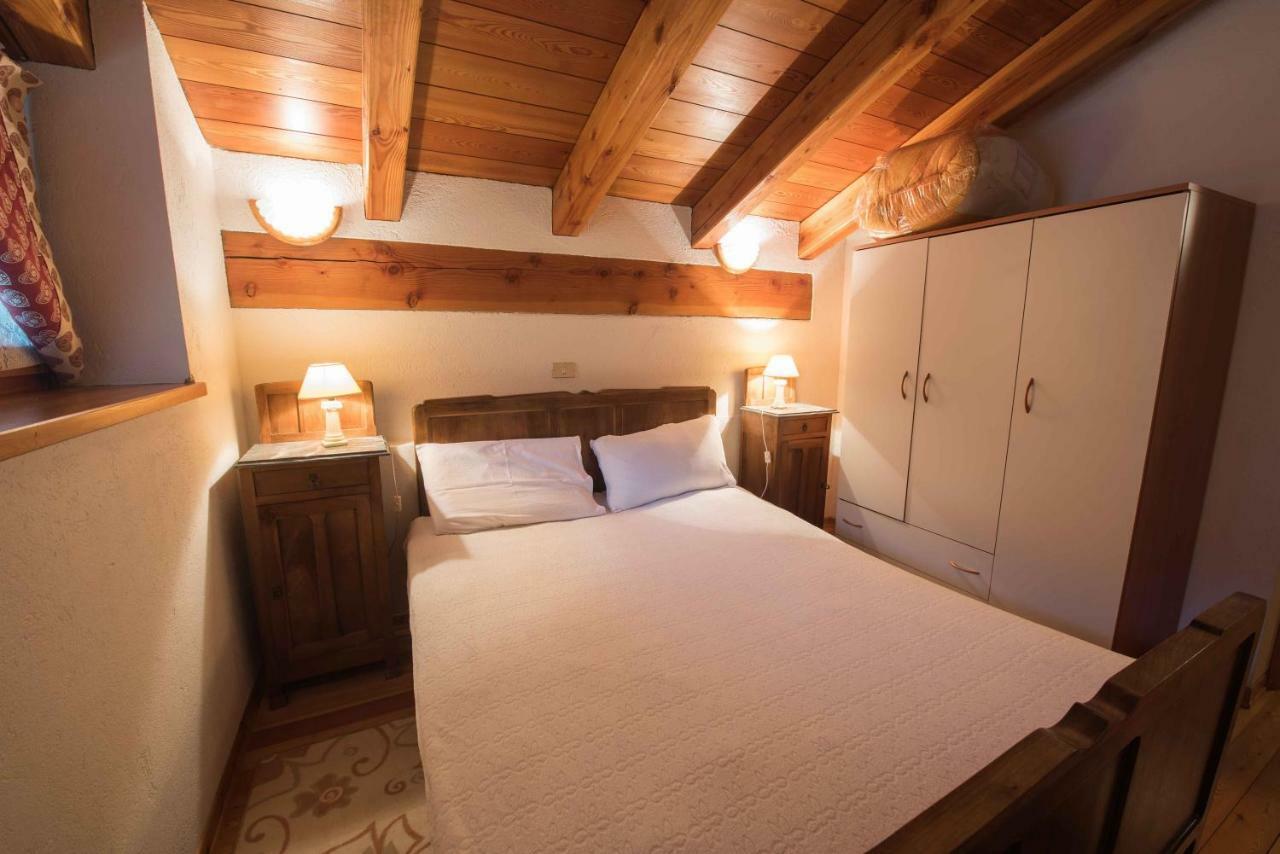 Casa Vacanze Grand-Haury Da Andrea Арвье Экстерьер фото